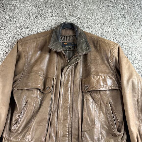 VINTAGE Reeds Sportswear Leather Jacket Mens 46R Brown Soft Leather Bomber - Picture 3 of 16